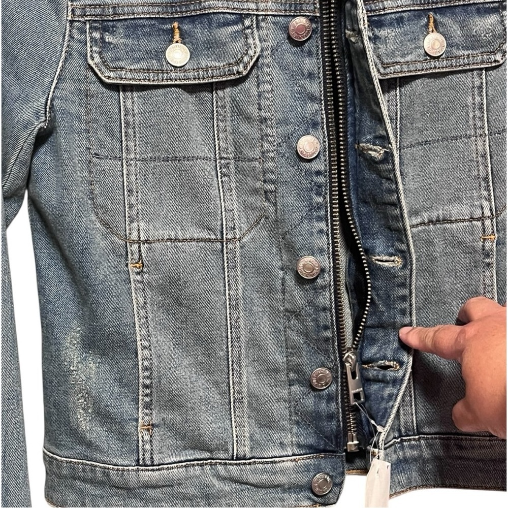 Zadig & Voltaire Kioky Band of Sisters Blue Denim Jacket
Size XS - Picture 9 of 16